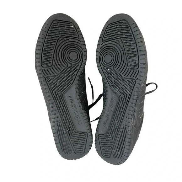 Adidas Calabasas Sleek Black Design US Size 9.5 Comfortable and Durable - Picture 8 of 10